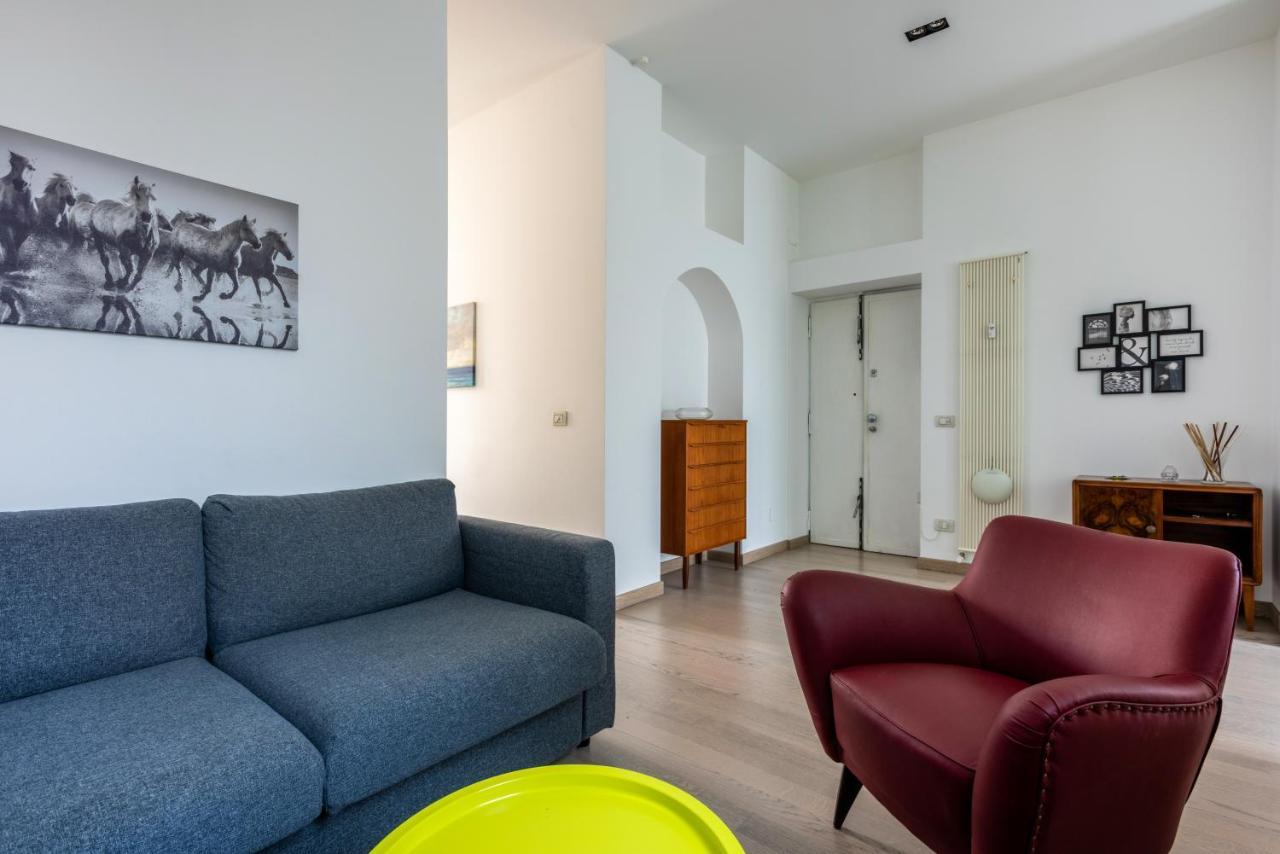 Loft Moderno In Dateo, Milan